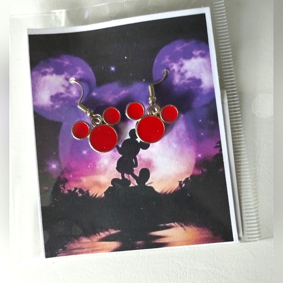 New in package, Mickey Mouse Enamel Earrings - Picture 3 of 6